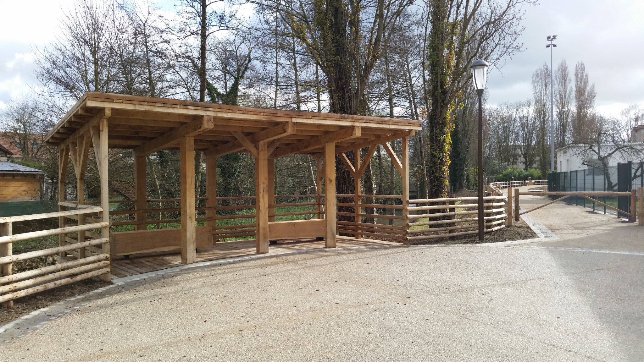 Cage/barre de support de plateforme de coulée | Dedicated To The